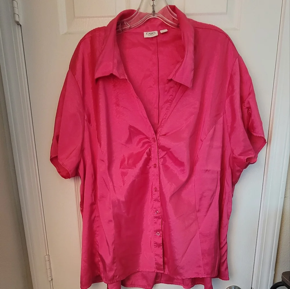 Cato Woman Plus Size 26/28W Blouse Shirt Short Sleeve Color Hot Pink Used - Picture 1 of 10